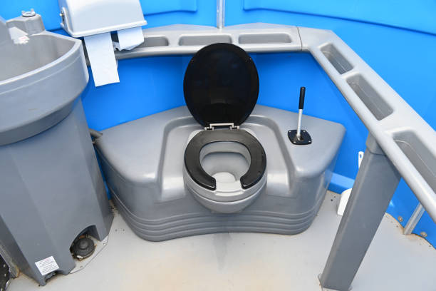 Best High-end porta potty rental  in Violet, LA