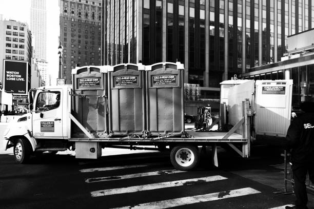 Portable Toilet Options We Offer in Violet, LA